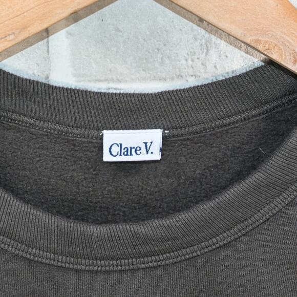Clare v Women's Chez Moi Sweatshirt in Charcoal Grey size XS - Picture 3 of 11